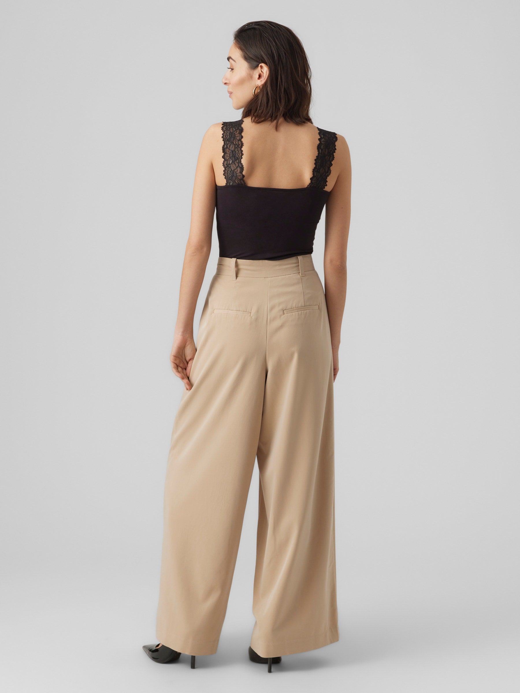 VERO MODA VMROSA top in black - Image 2