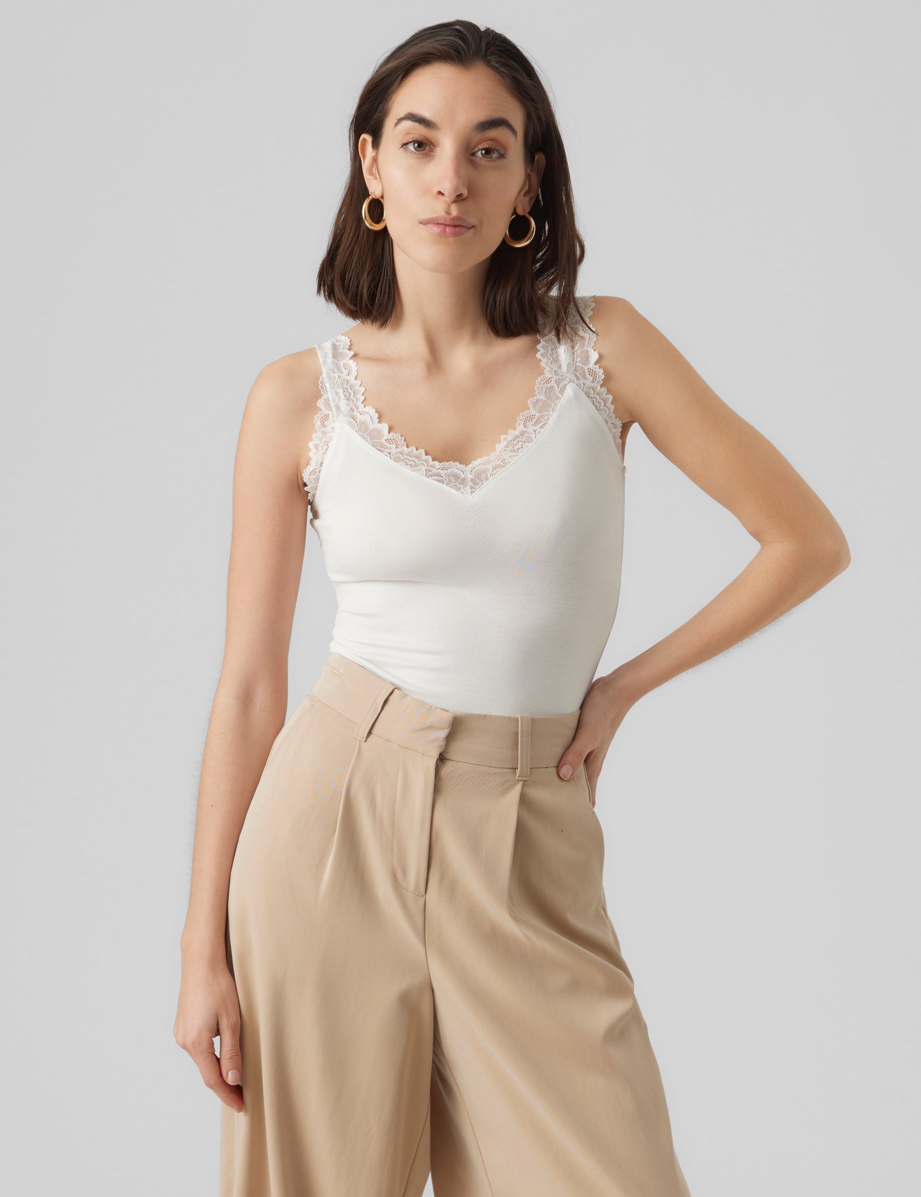 VERO MODA VMROSA top in snow white - Image 1