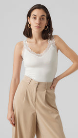 VERO MODA VMROSA top in snow white - Image 1