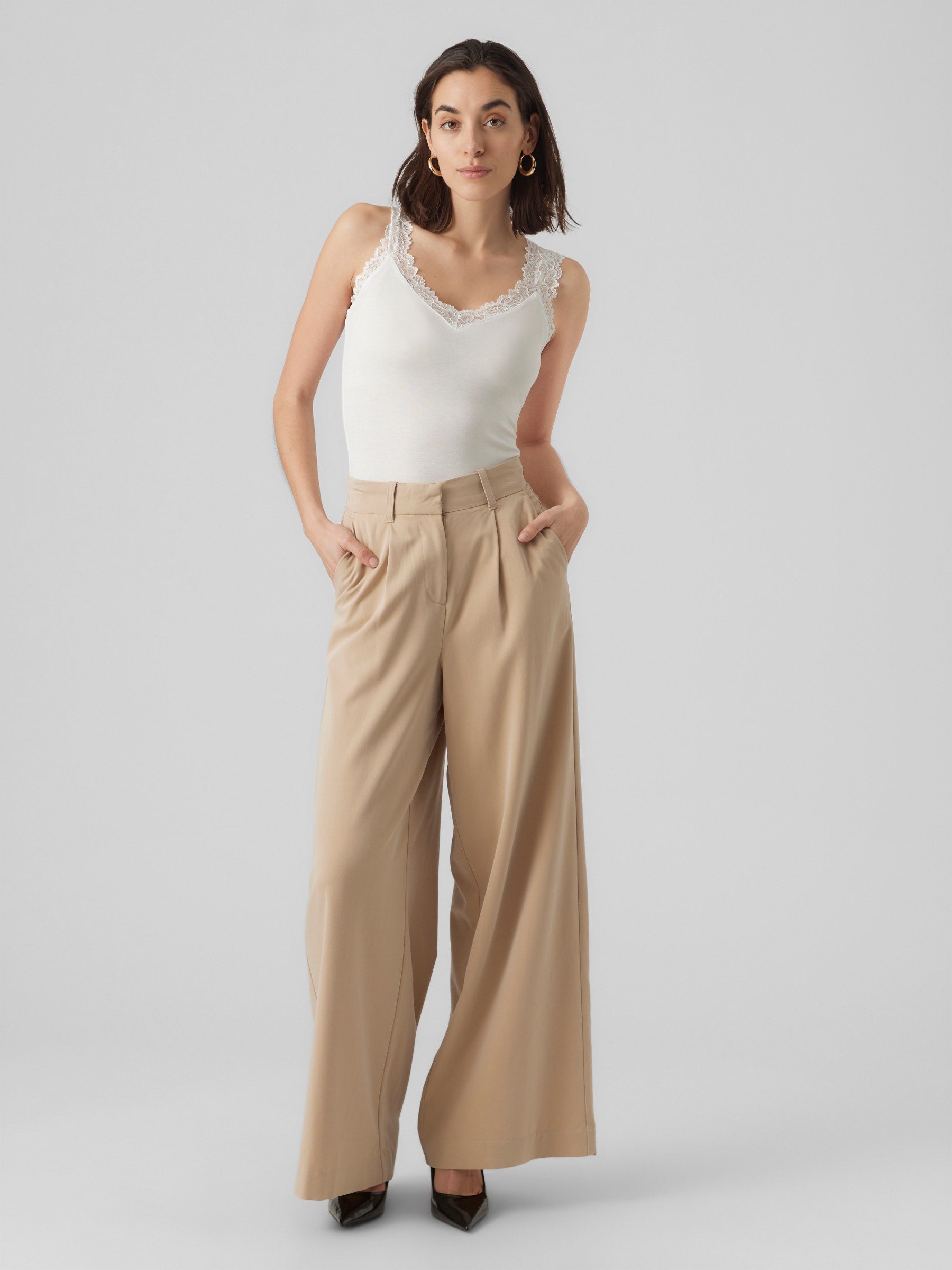 VERO MODA VMROSA top in snow white - Image 4