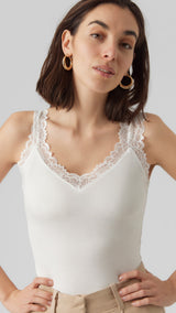 VERO MODA VMROSA top in snow white - Image 5