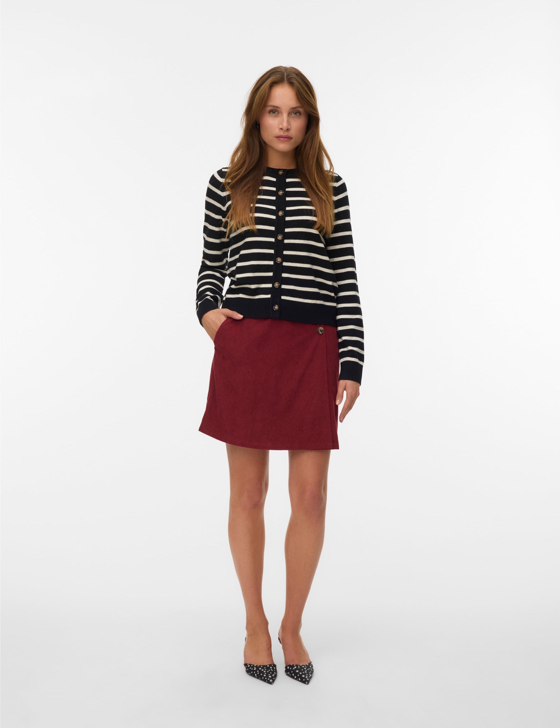 VERO MODA VMSABA plain o-neck cardigan in black - Image 1
