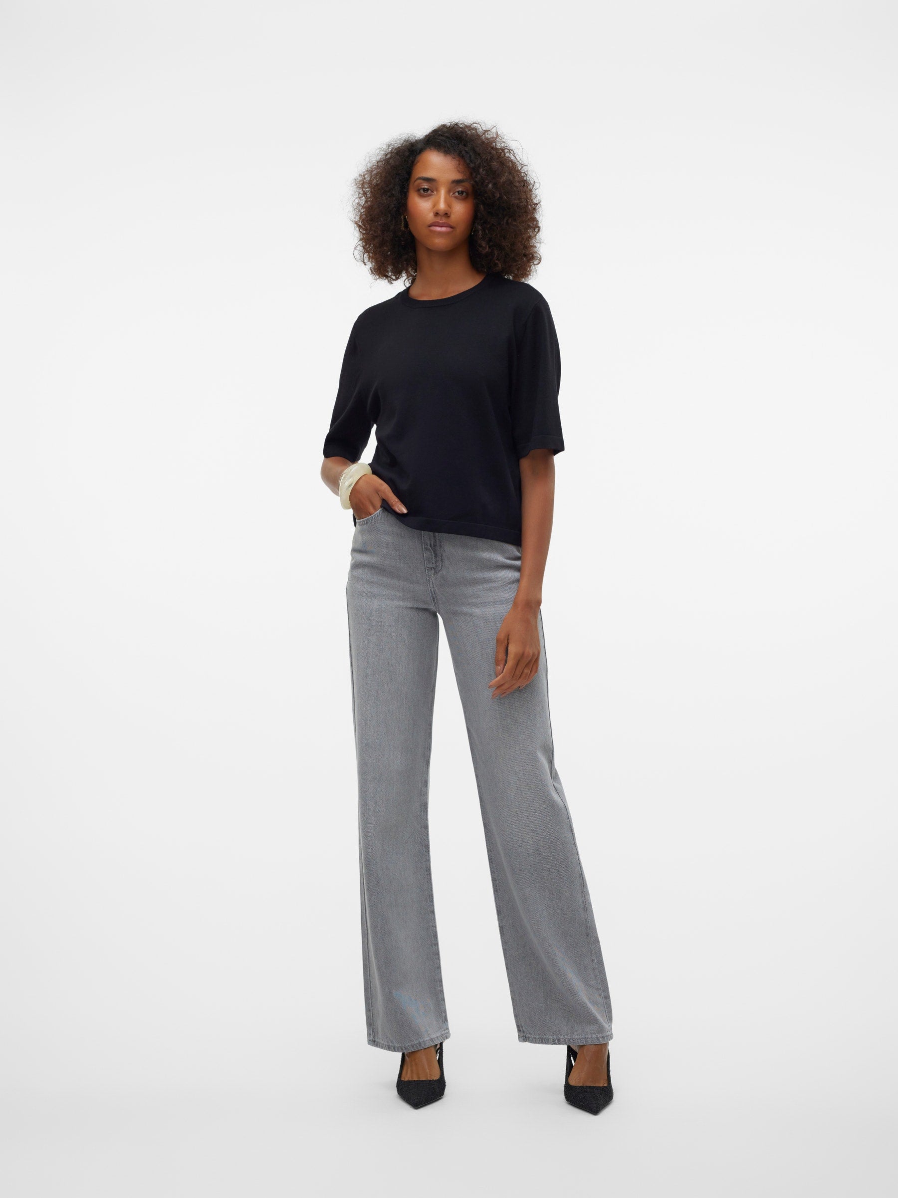 VERO MODA VMSILJE 2/4 o-nck oversize pull in black - Image 4
