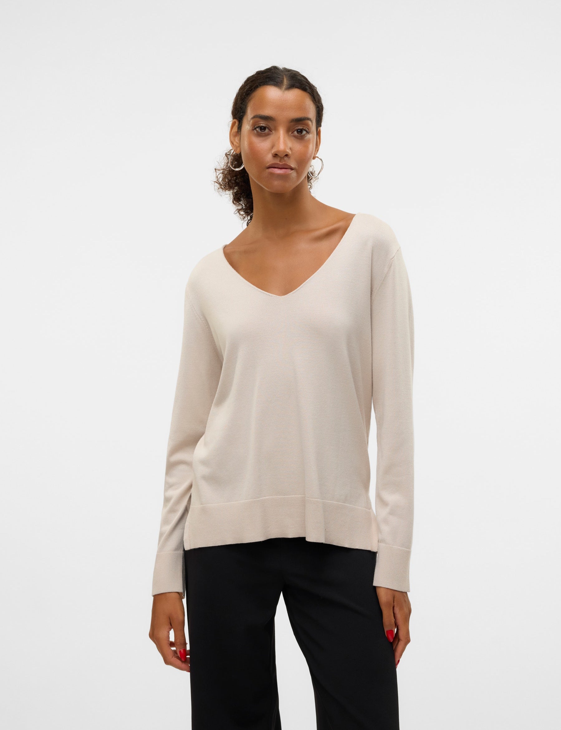 VERO MODA VMSILJE v-neck pullover in moonbeam - Image 1