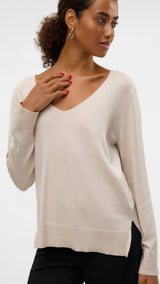 VERO MODA VMSILJE v-neck pullover in moonbeam - Image 5
