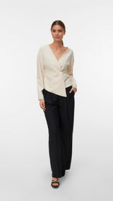 VERO MODA VMSONJA shirt in sandshell - Image 1