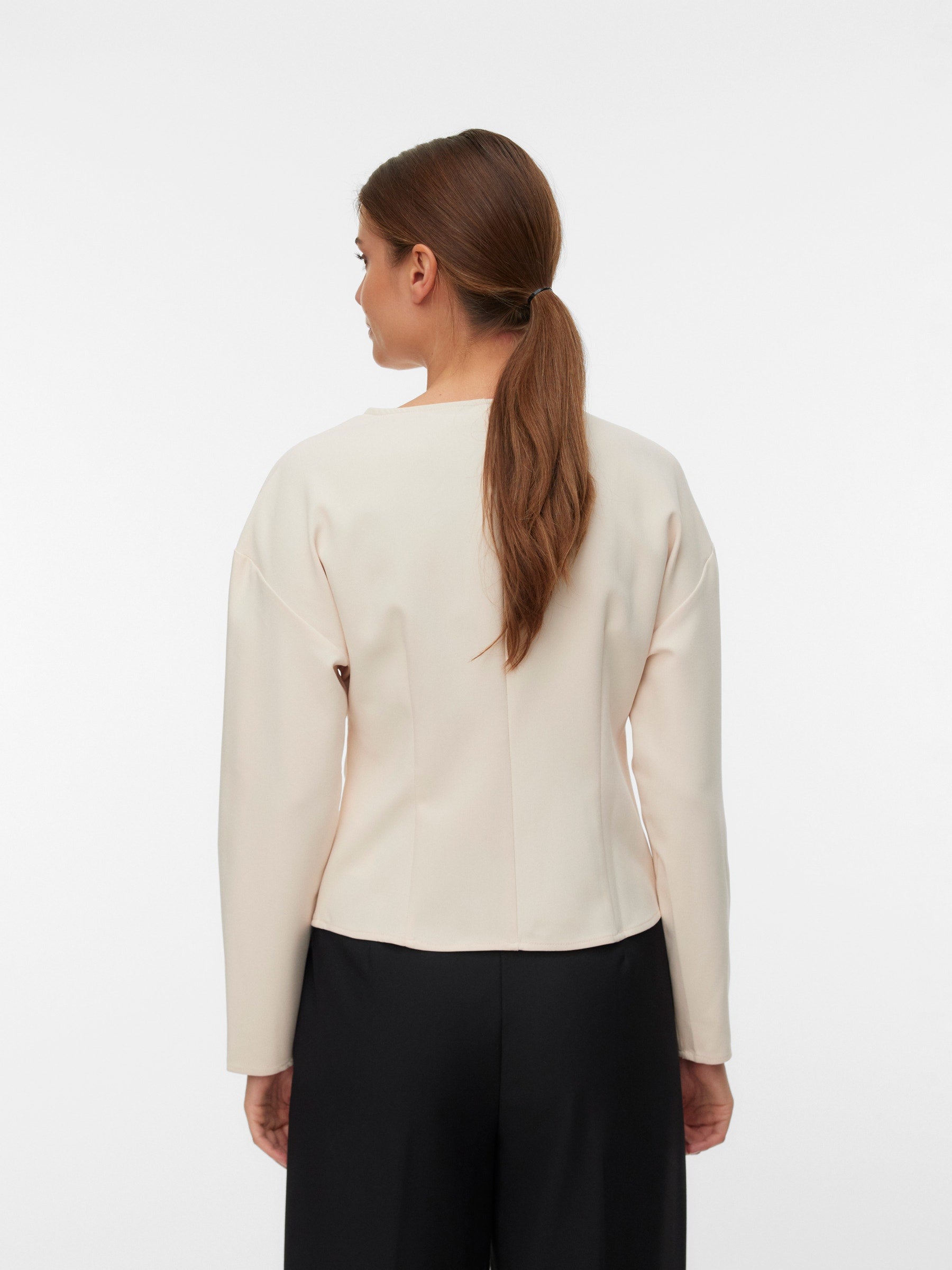 VERO MODA VMSONJA shirt in sandshell - Image 2