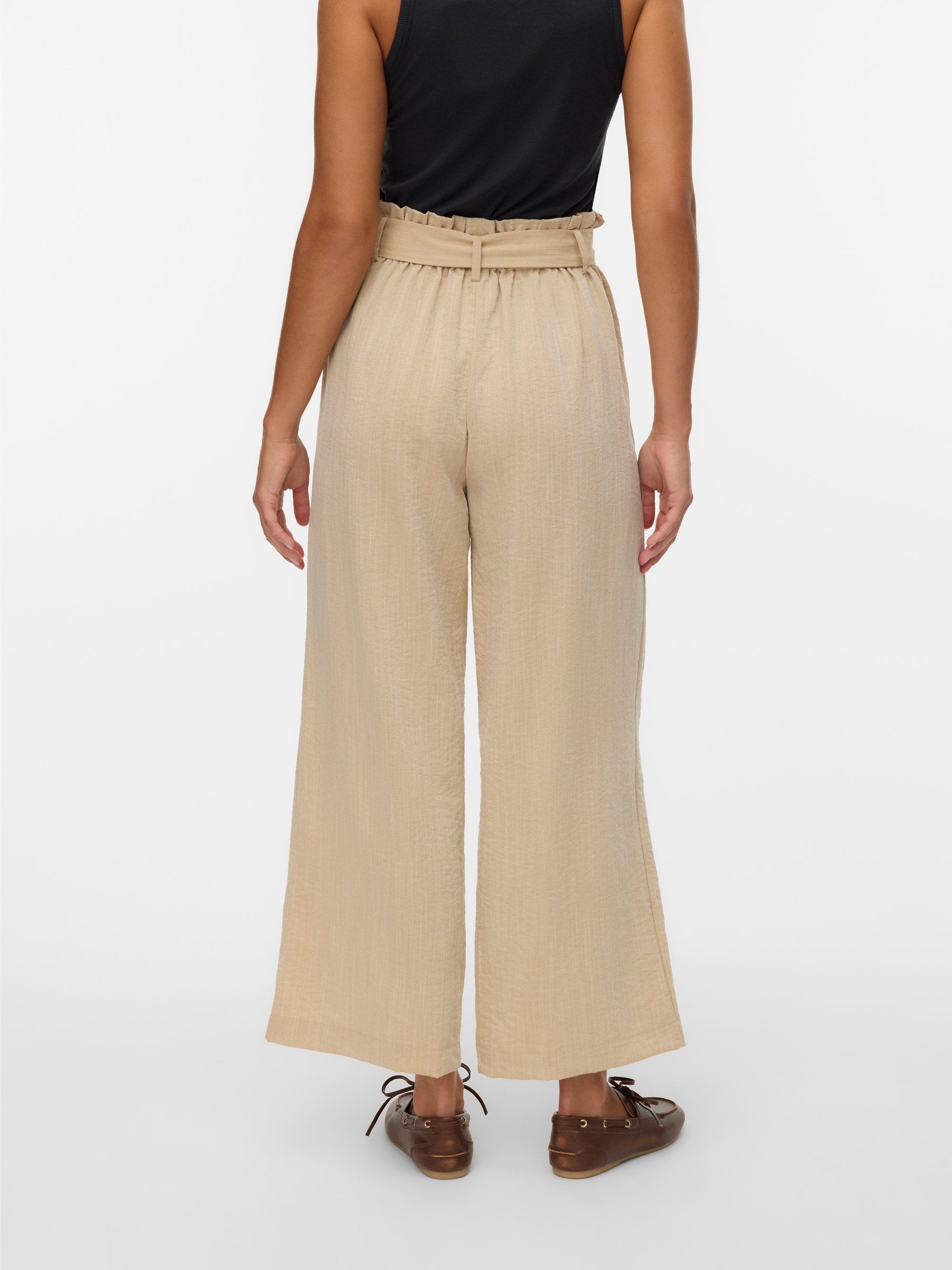 VERO MODA VMSYDNEY paperbag ankle pant in safari - Image 2