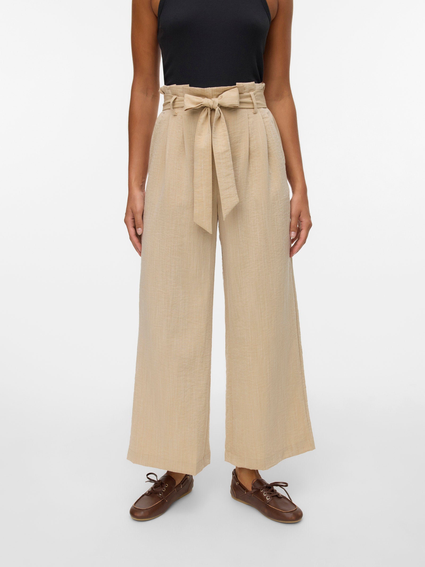 VERO MODA VMSYDNEY paperbag ankle pant in safari - Image 4