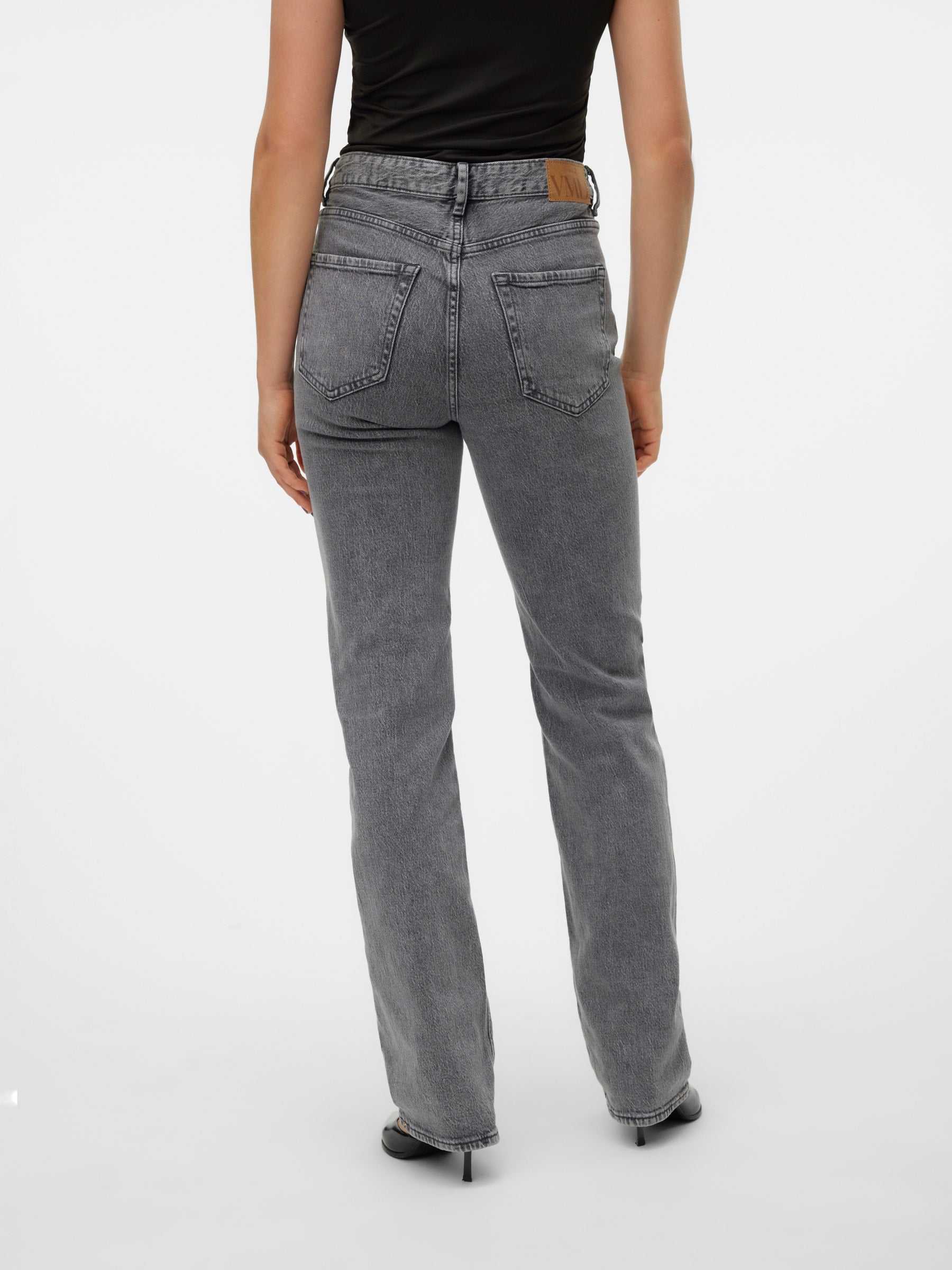 VERO MODA VMTESSA straight jeans in medium grey denim - Image 2