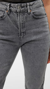 VERO MODA VMTESSA straight jeans in medium grey denim - Image 7
