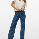 VERO MODA VMTESSA wide jeans print in medium blue - Image 6