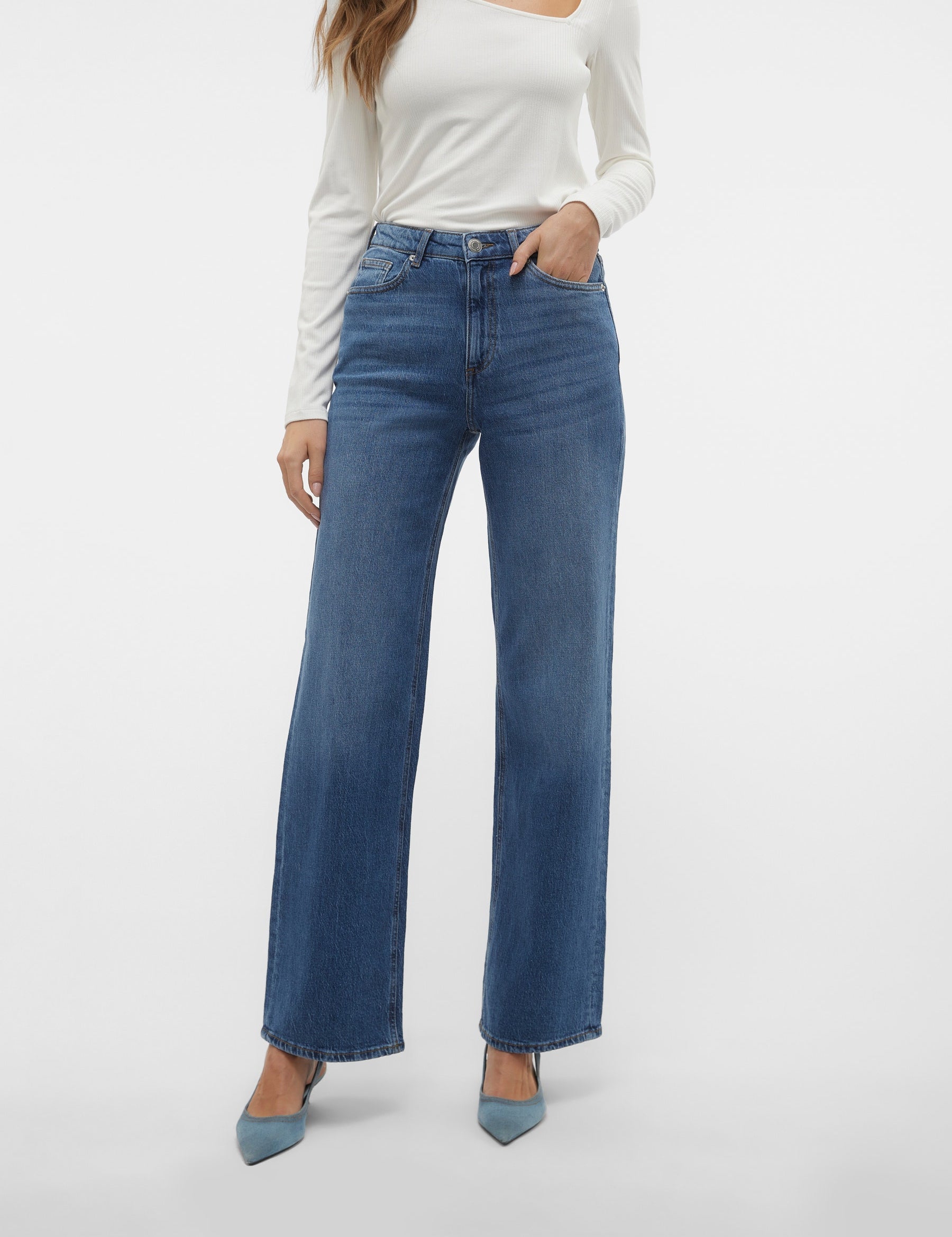 VERO MODA VMTESSA wide jeans in medium blue - Image 1