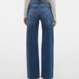 VERO MODA VMTESSA wide jeans in medium blue - Image 2