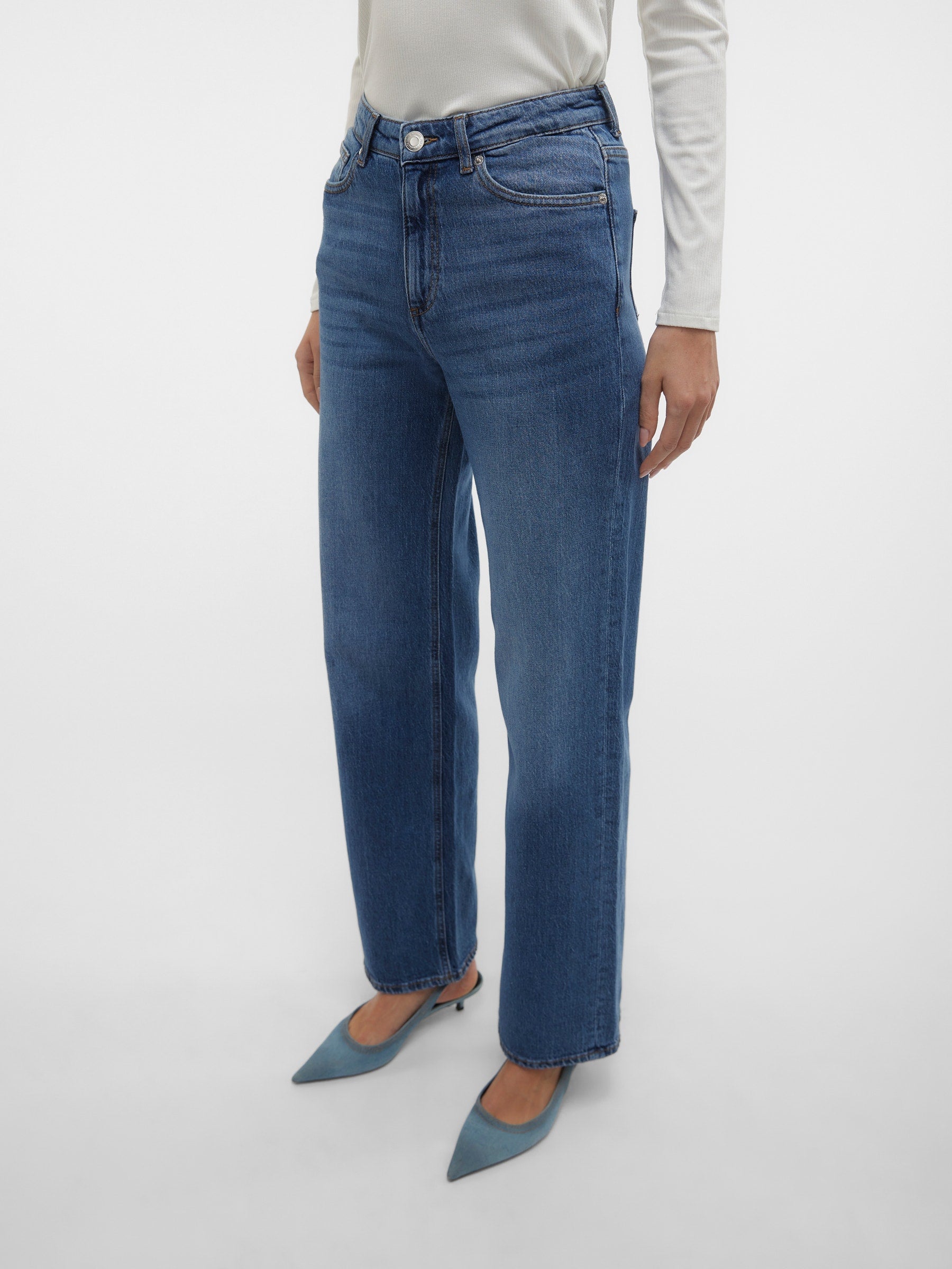 VERO MODA VMTESSA wide jeans in medium blue - Image 6