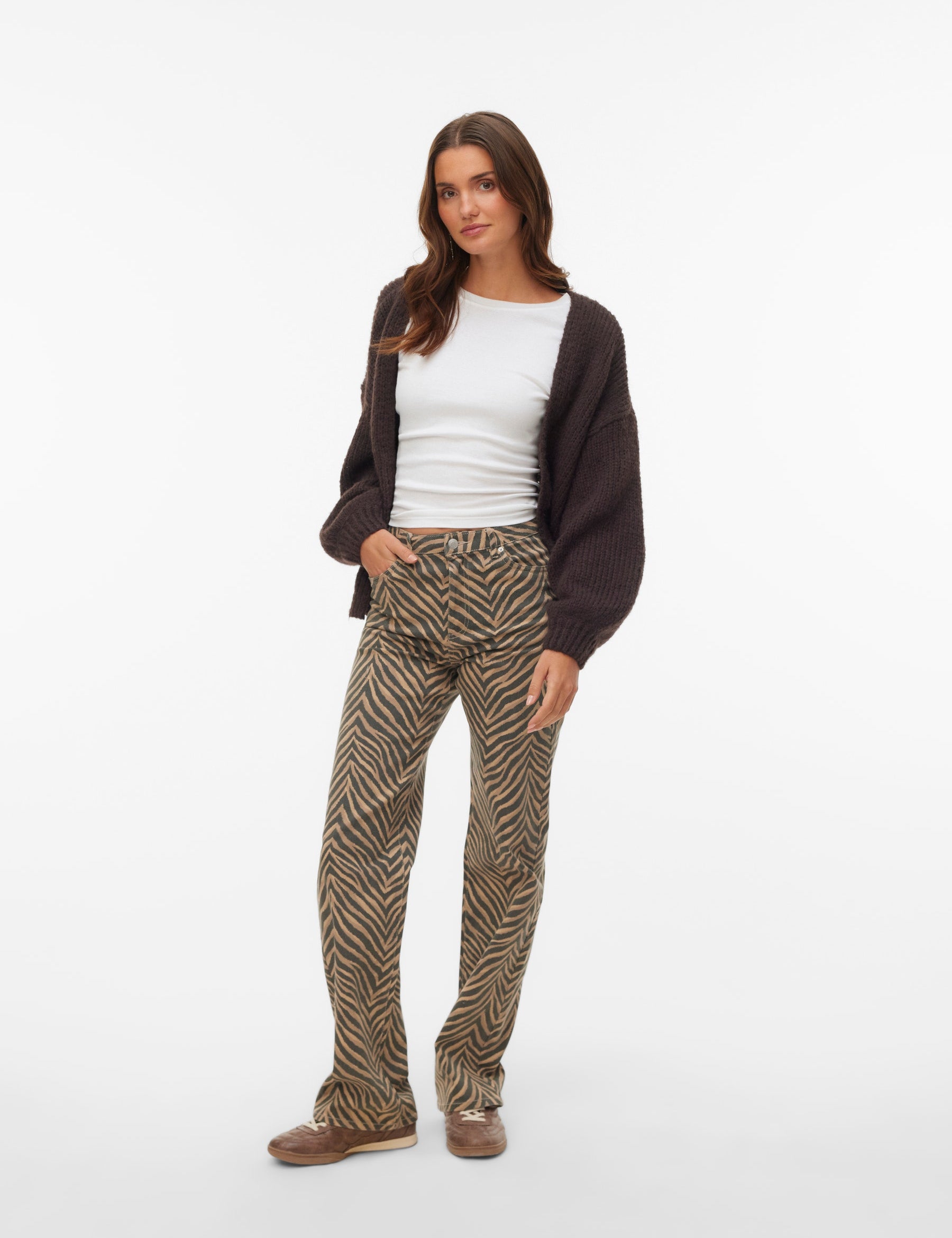 VERO MODA VMTESSA wide stretch aop jeans in silver mink leopard - Image 1