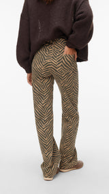 VERO MODA VMTESSA wide stretch aop jeans in silver mink leopard - Image 2