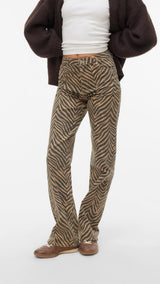 VERO MODA VMTESSA wide stretch aop jeans in silver mink leopard - Image 5