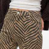 VERO MODA VMTESSA wide stretch aop jeans in silver mink leopard - Image 6