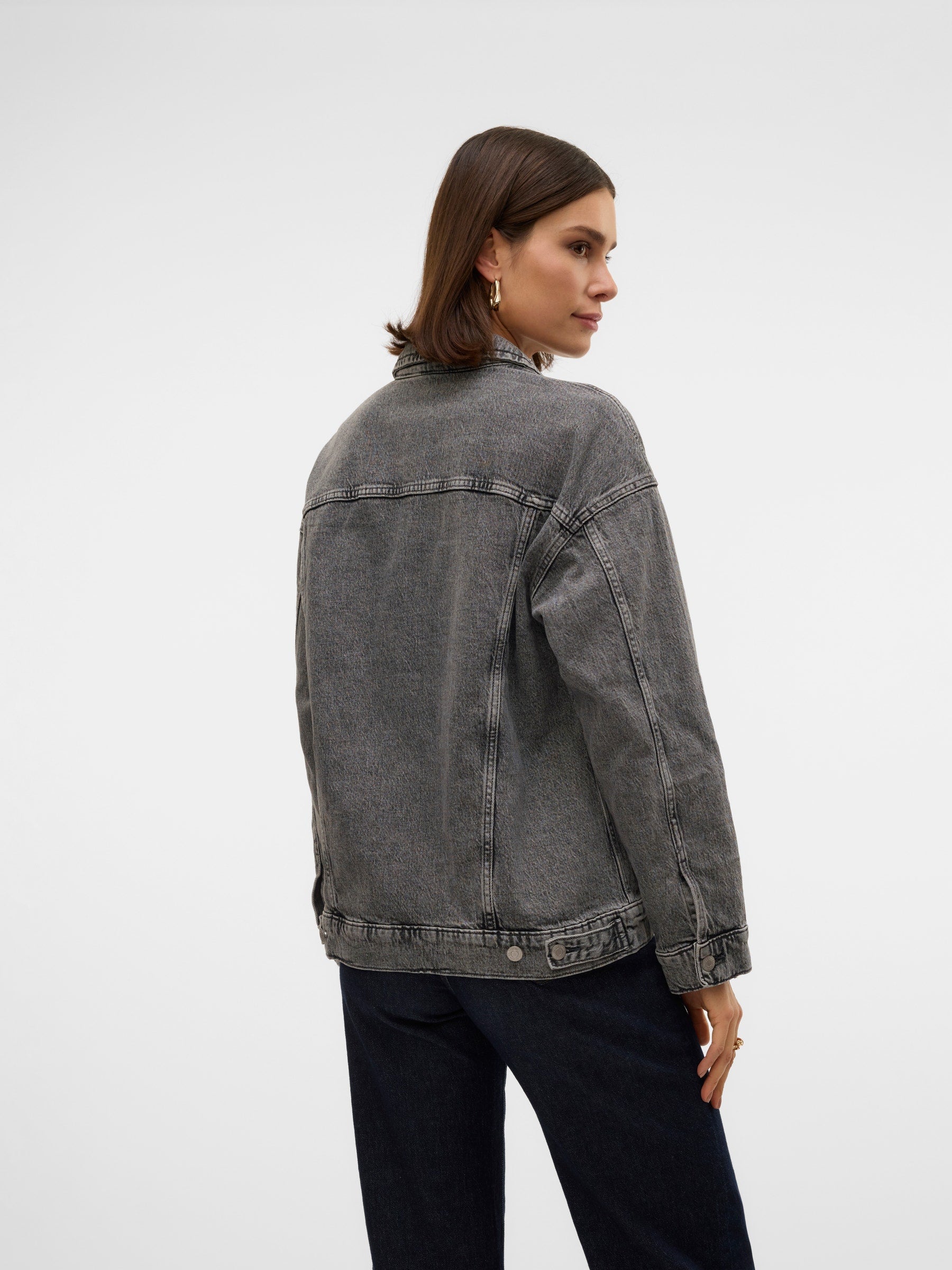 VERO MODA VMTESSA oversize denim jacket in light blue - Image 2
