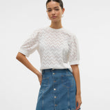 VERO MODA VMTHAS 2/4 top vo in snow white - Image 1