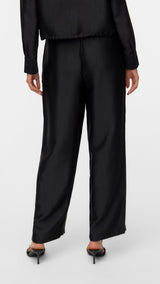 VERO MODA VMTOMA straight pants in black - Image 2