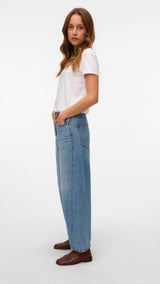 VERO MODA VMZELDA barrel denim jeans mix in medium blue denim - Image 6
