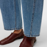 VERO MODA VMZELDA barrel denim jeans mix in medium blue denim - Image 7